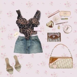 Gorgeous crop top corset top ♡︎